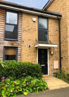 Luxury city spacious house -Garden - Parking